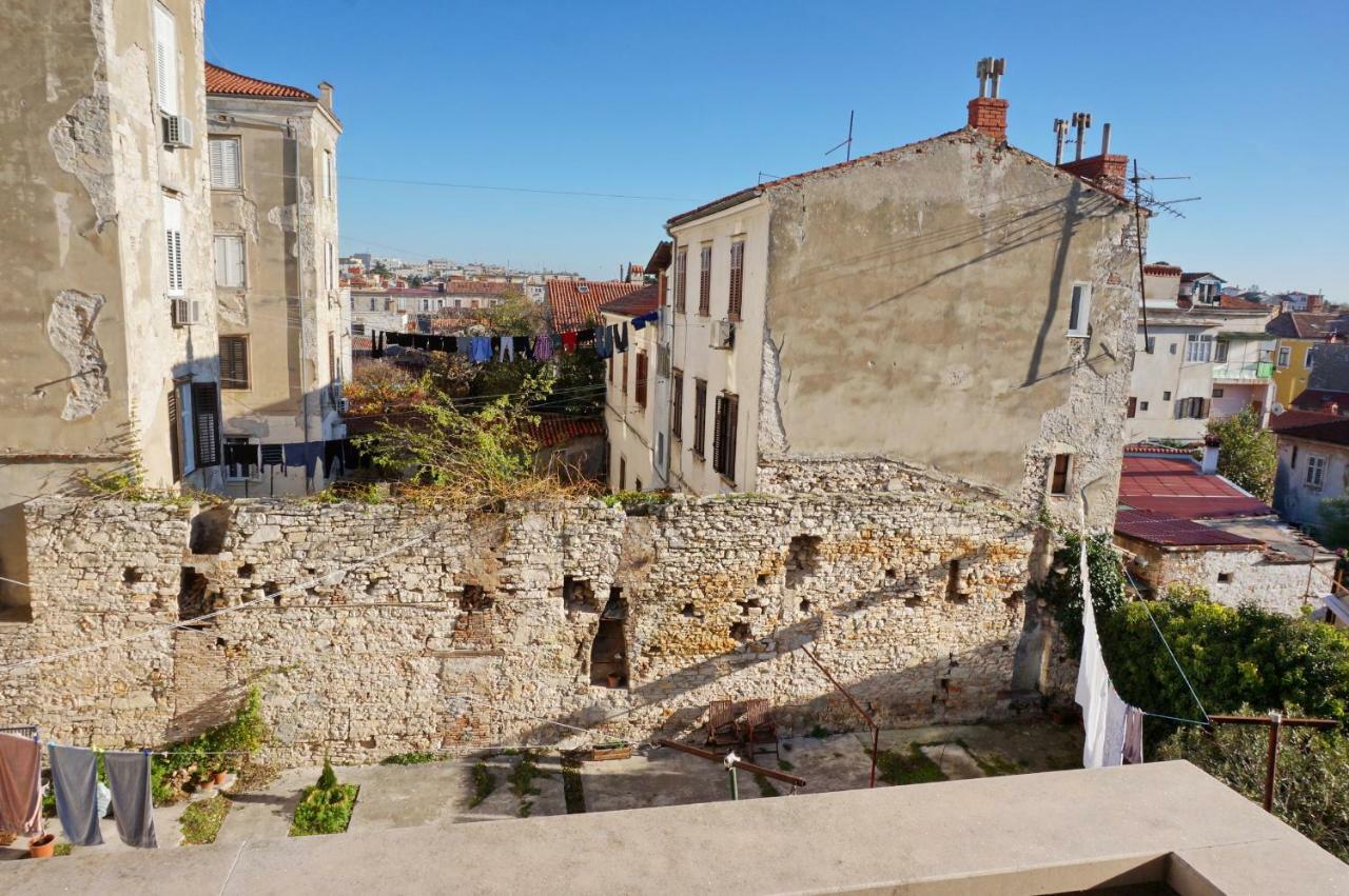Apartments Epulon Pula Exterior photo
